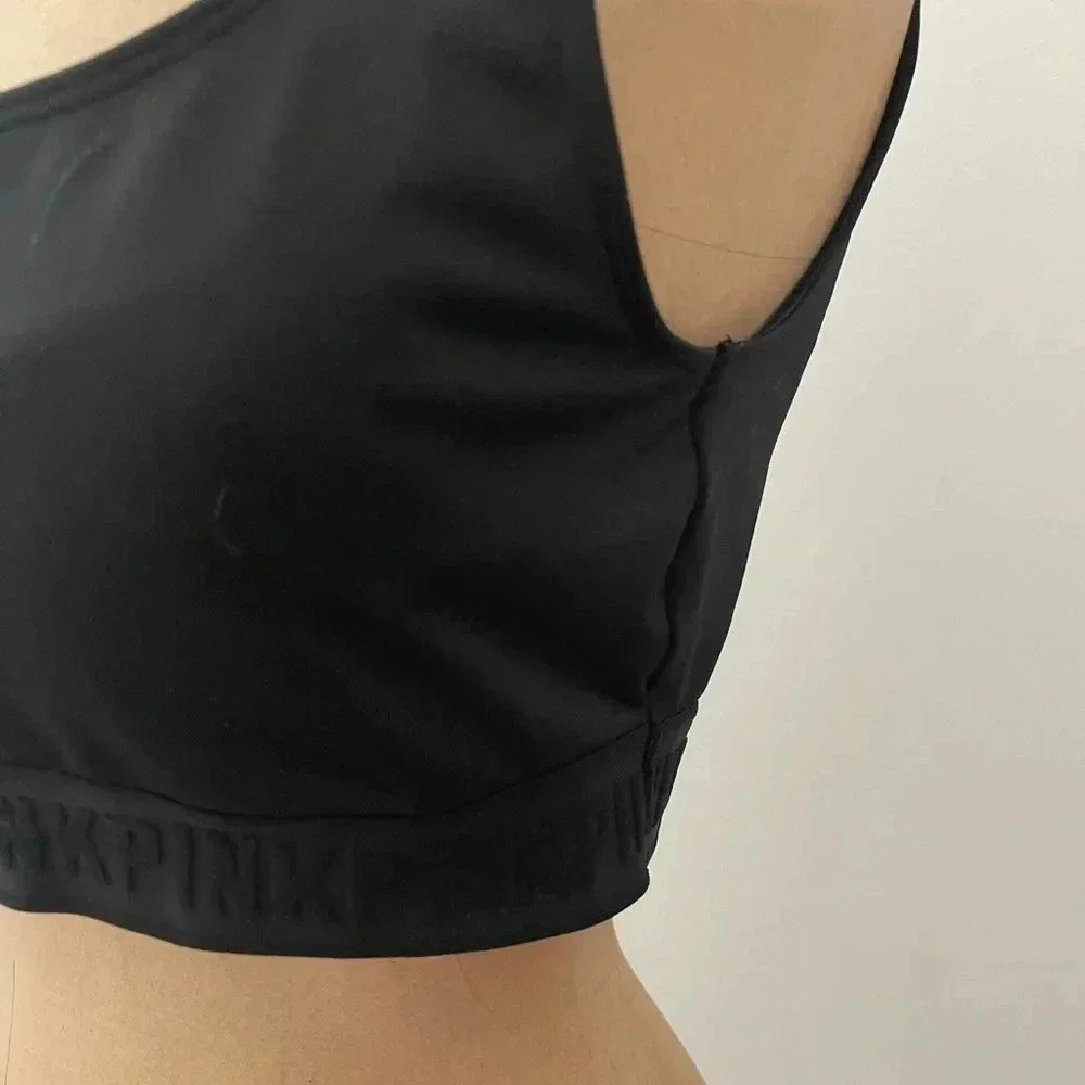 ❤️🔥HOST PICK❤️🔥 Pink Victoria’s Secret ultimate sports bra - Picture 4 of 8